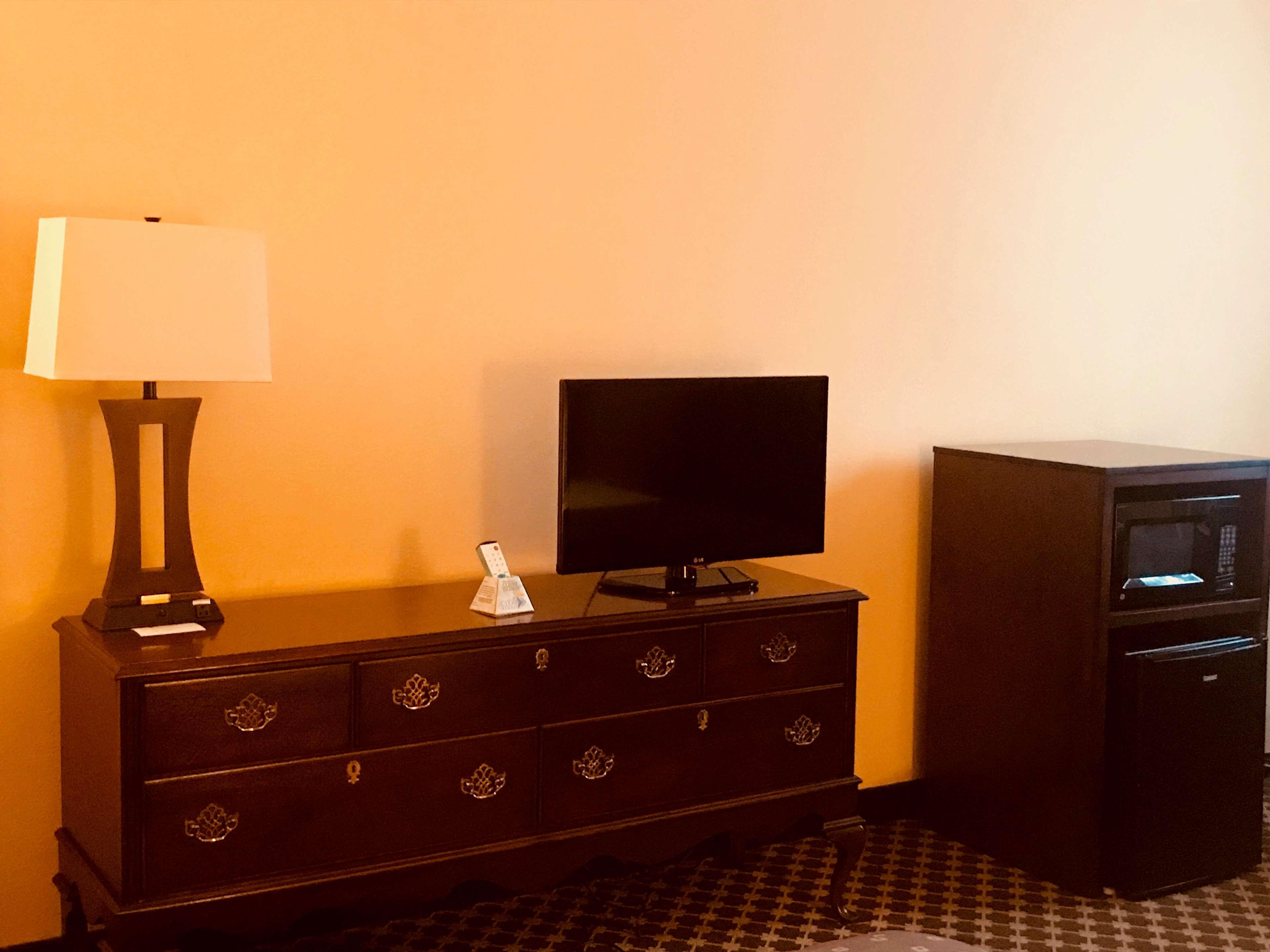 Western Grand Victorian Motel 3*