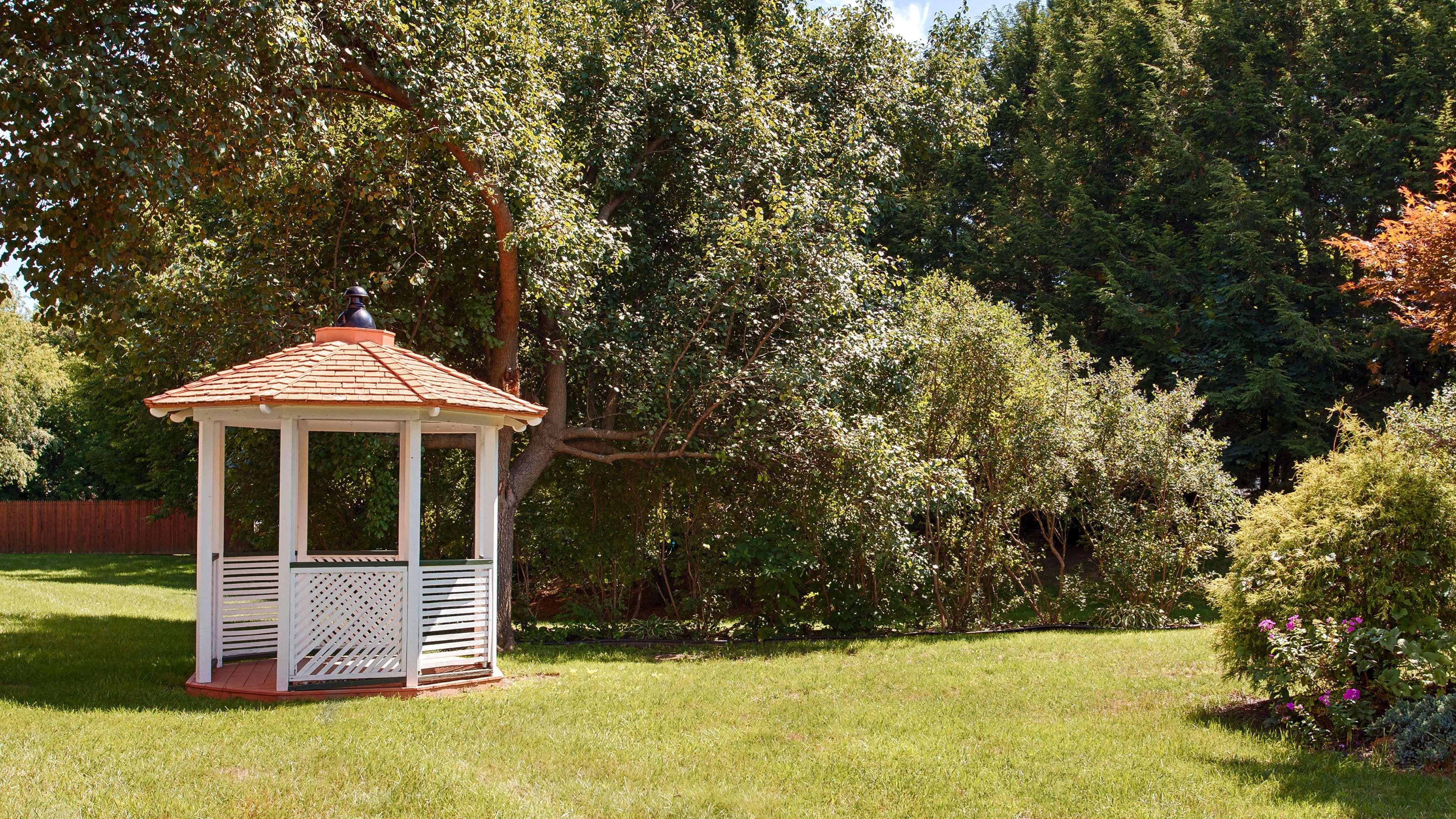 Western Grand Victorian Motel 3*