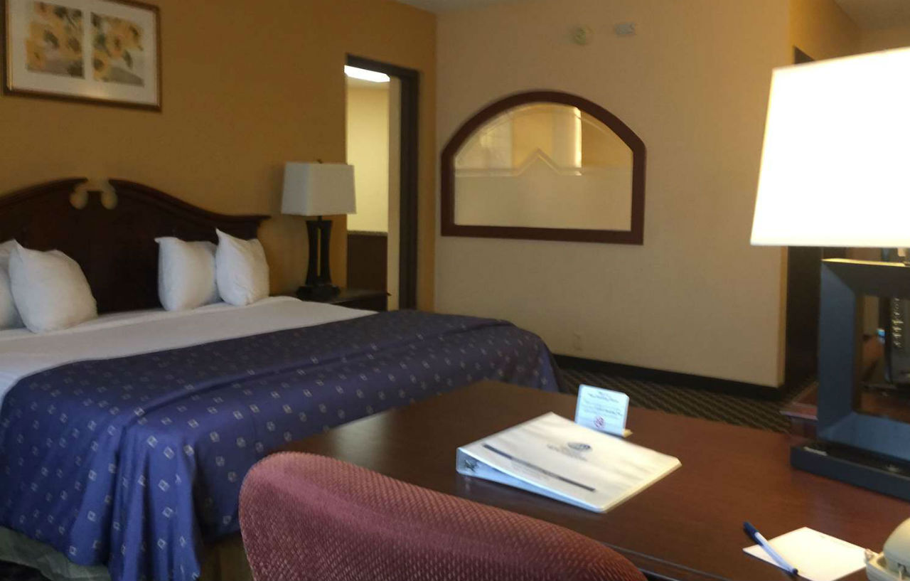 Western Grand Victorian Motel
